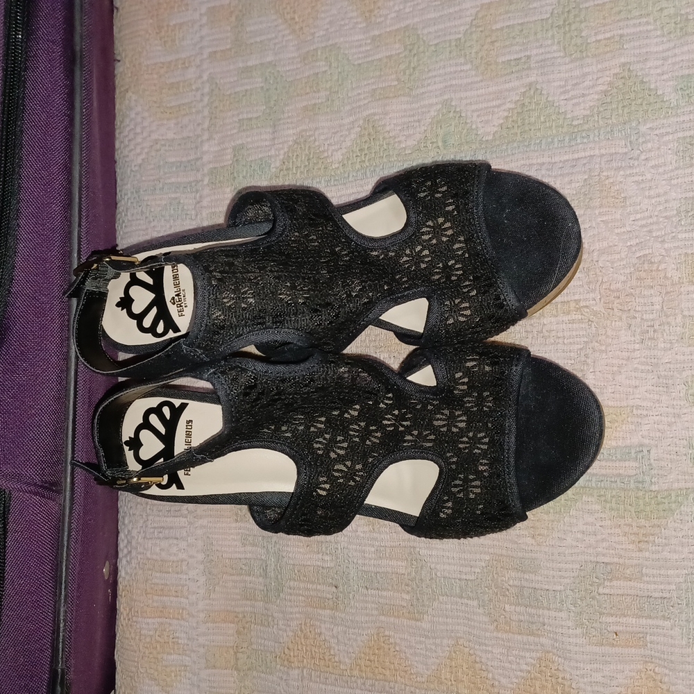 Fergalicious by FERGIE cork heels 7